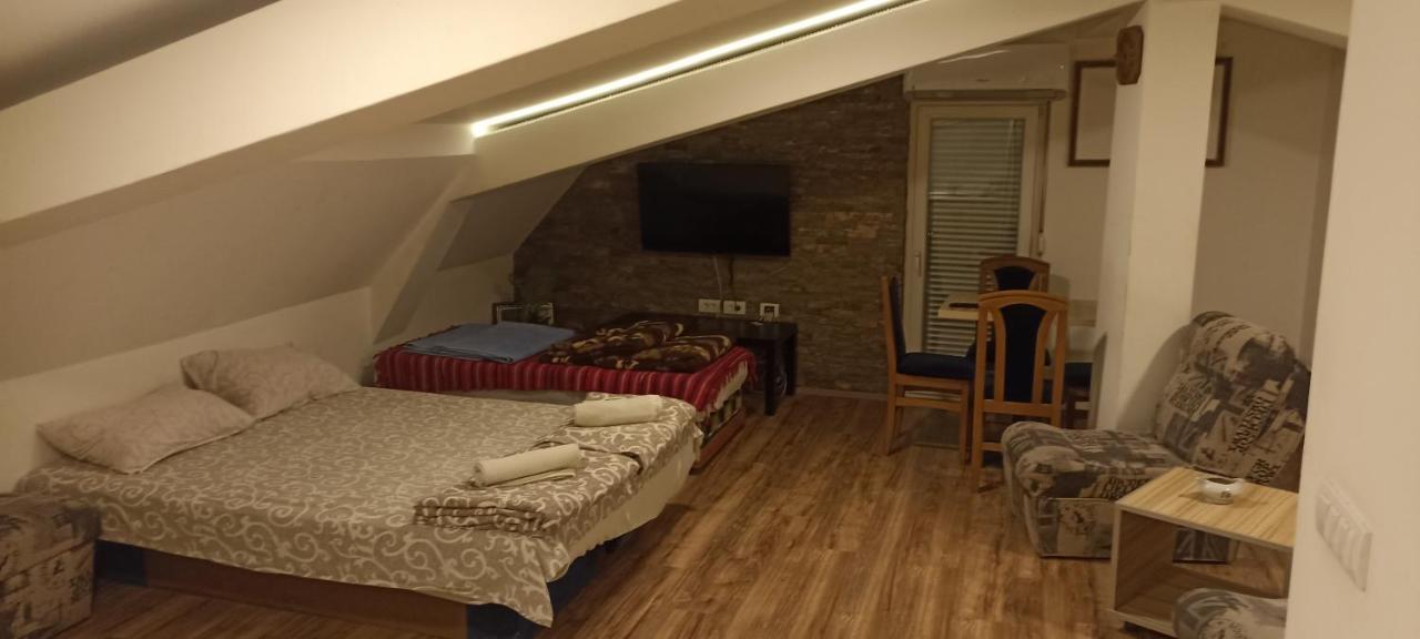 Athos Apartments Nis Exterior foto