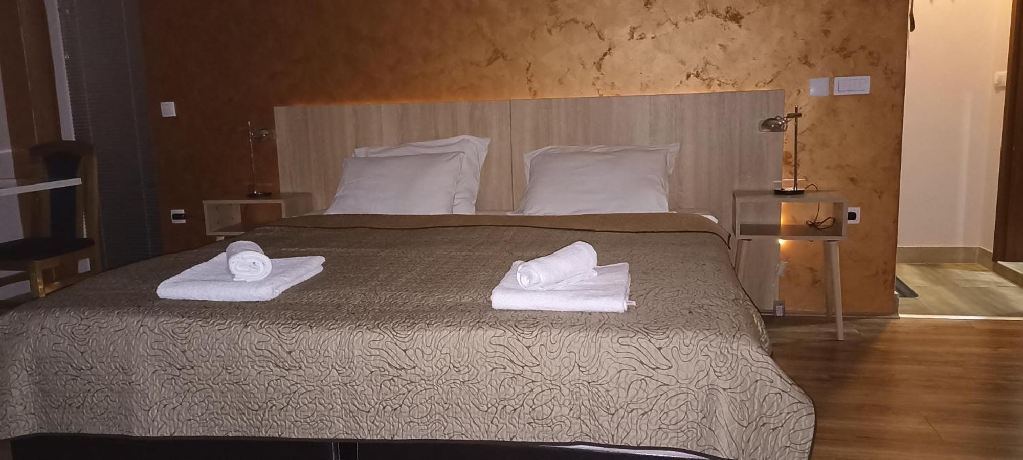 Athos Apartments Nis Quarto foto