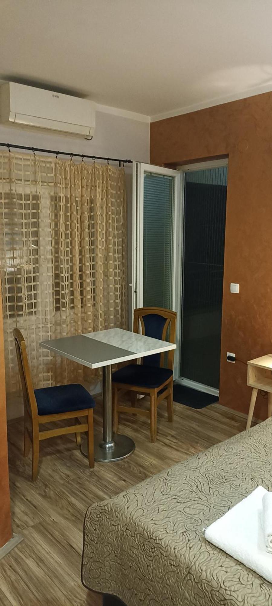 Athos Apartments Nis Quarto foto