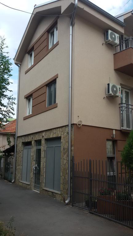 Athos Apartments Nis Exterior foto