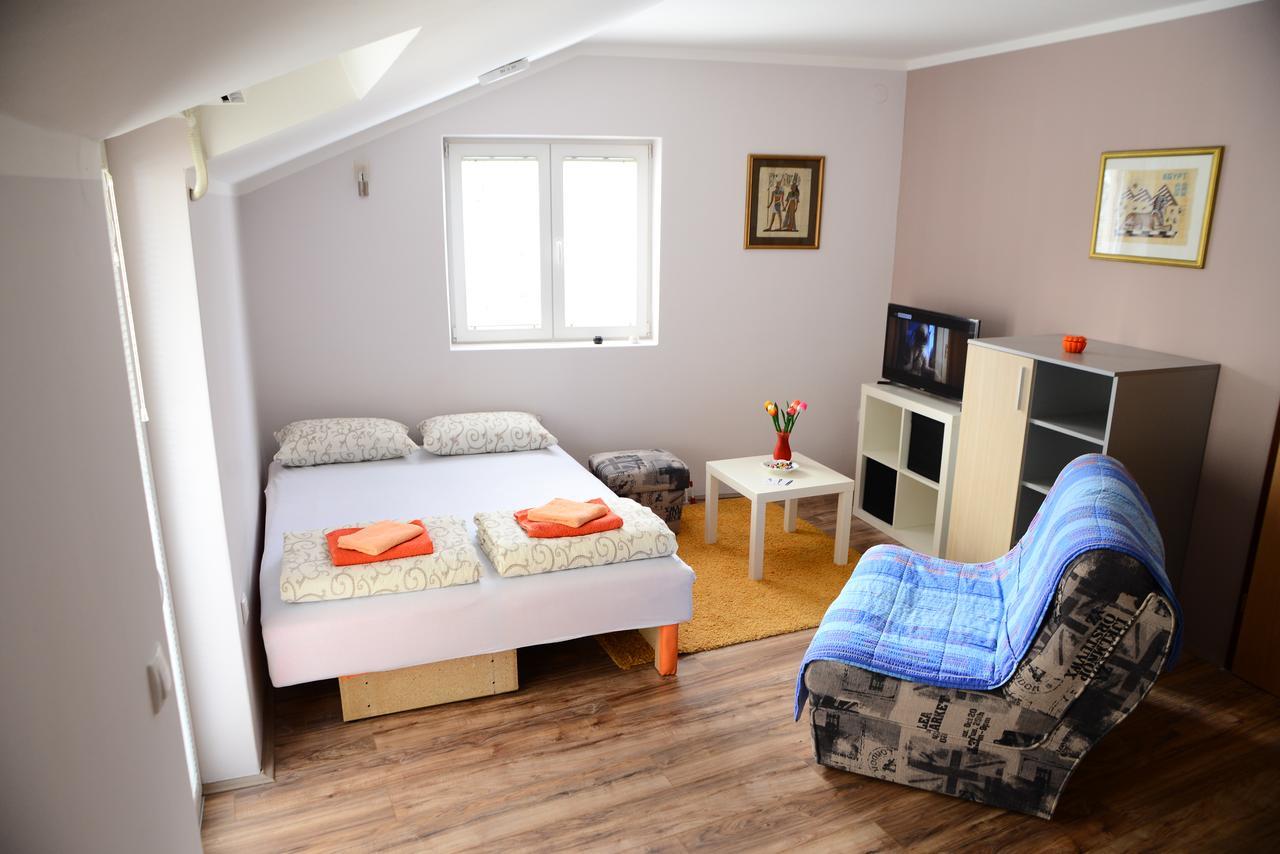 Athos Apartments Nis Exterior foto