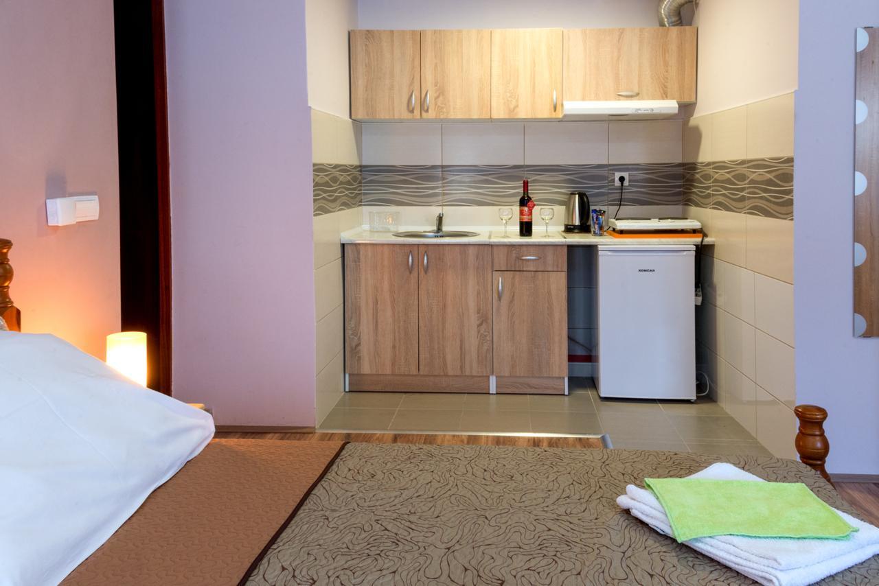 Athos Apartments Nis Exterior foto